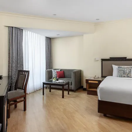 Vivanta Ernakulam, Marine Drive Kochi Exterior photo