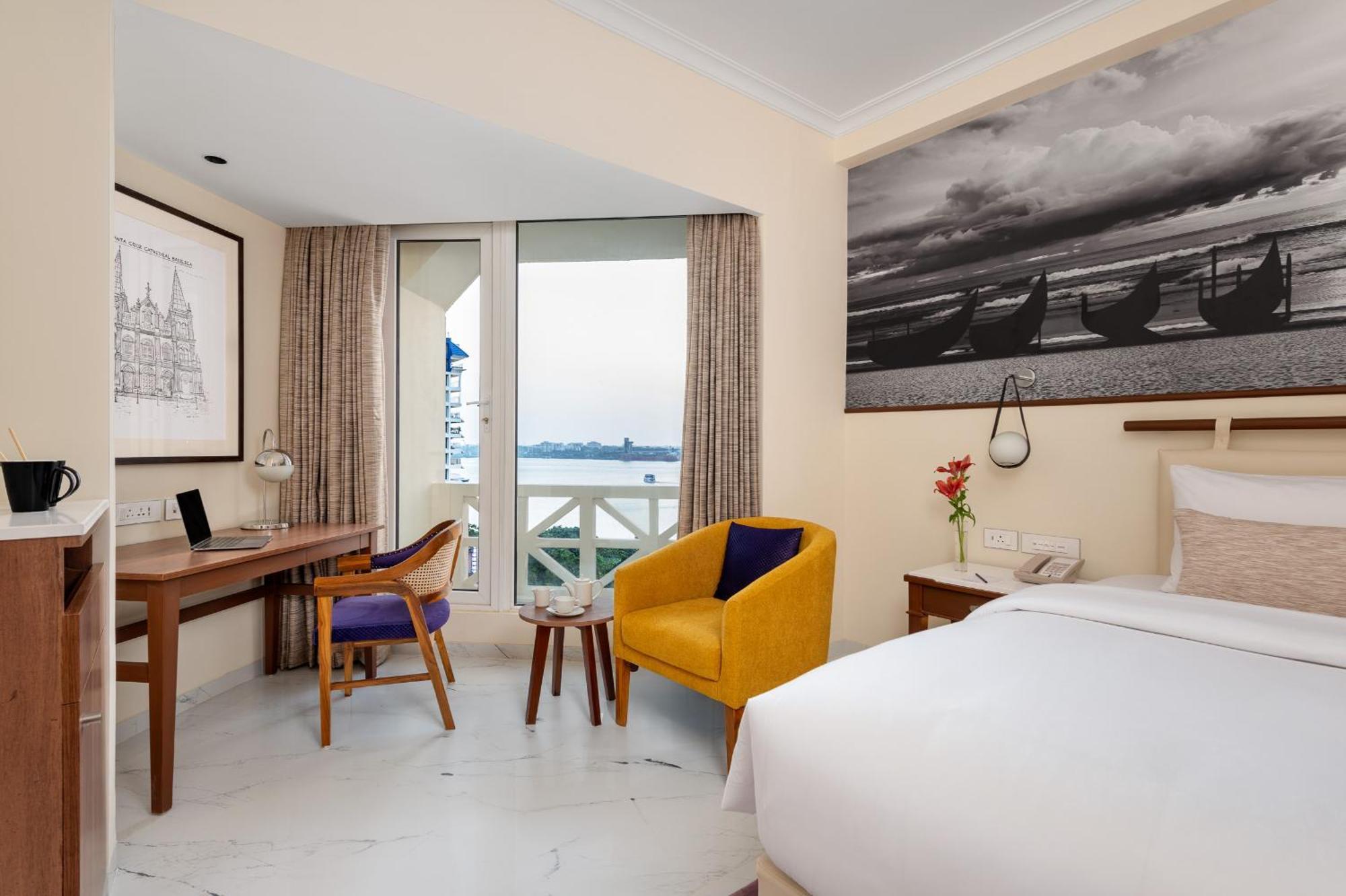 Vivanta Ernakulam, Marine Drive 5* Kochi