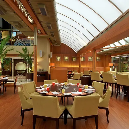 The Gateway Hotel Marine Drive, Ernakulam 